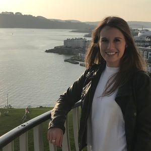 Meet your Posher, Carolyn